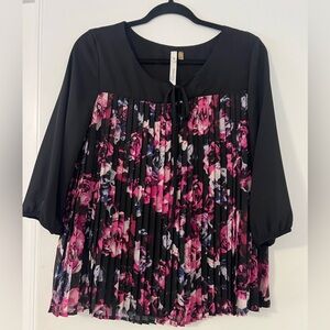 NY Collection Black and Pink Floral Blouse (V124)
